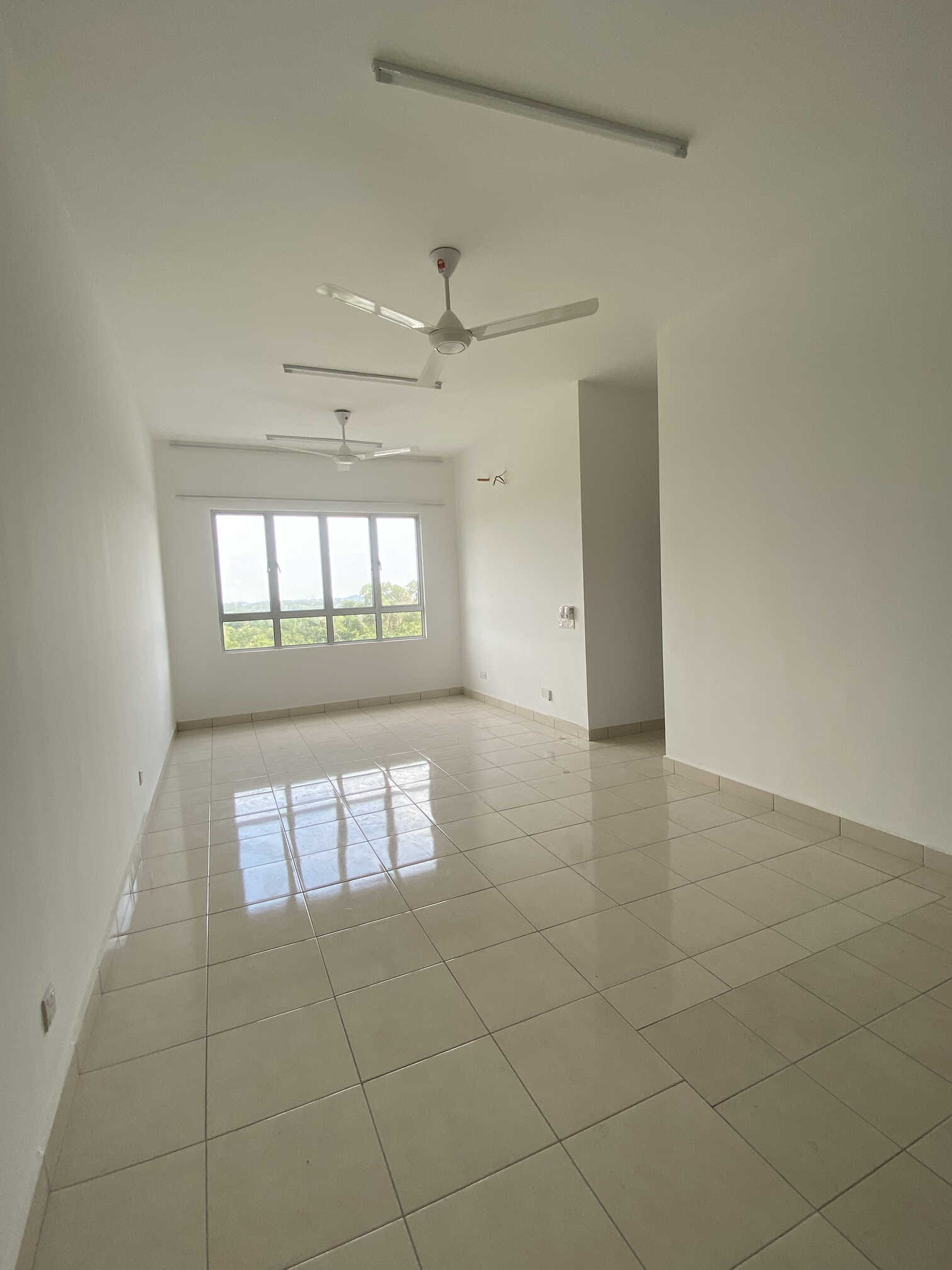 Rent Safira Apartment S2 with Zero Deposit 3 room Highrise for rent