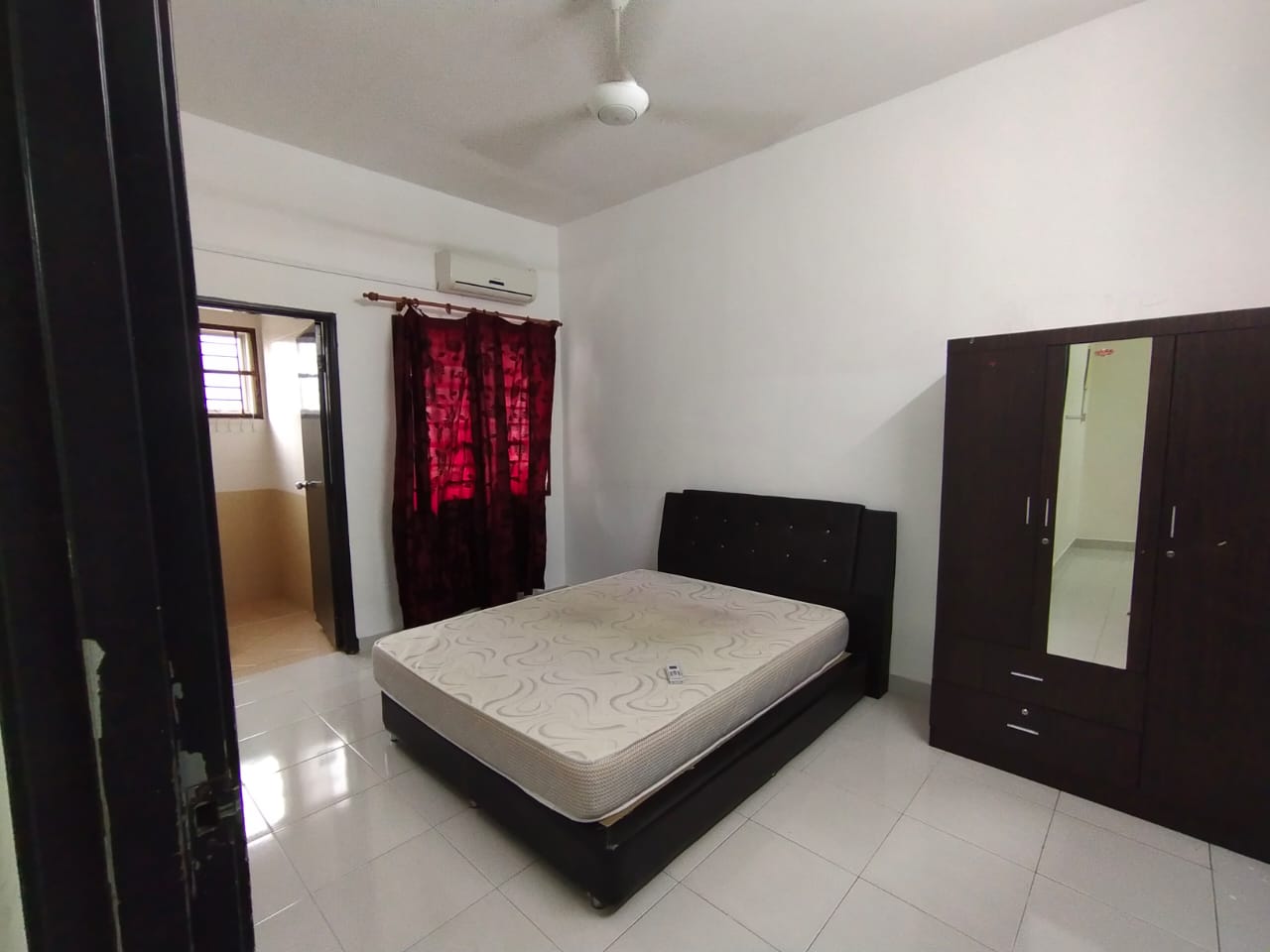 Rent Taman Seri Austin, Johor Bahru with Zero Deposit Room for rent
