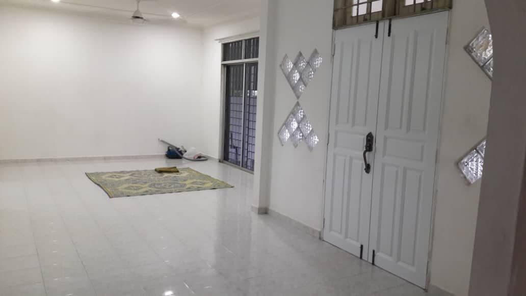 Rent Taman Sari, Kota Bharu with Zero Deposit 4 room Landed for rent