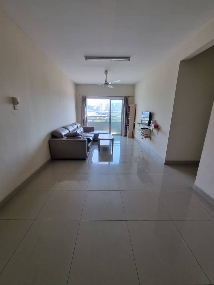 Rent Kinrara Mas Condominium, Kuala Lumpur with Zero Deposit 3 room