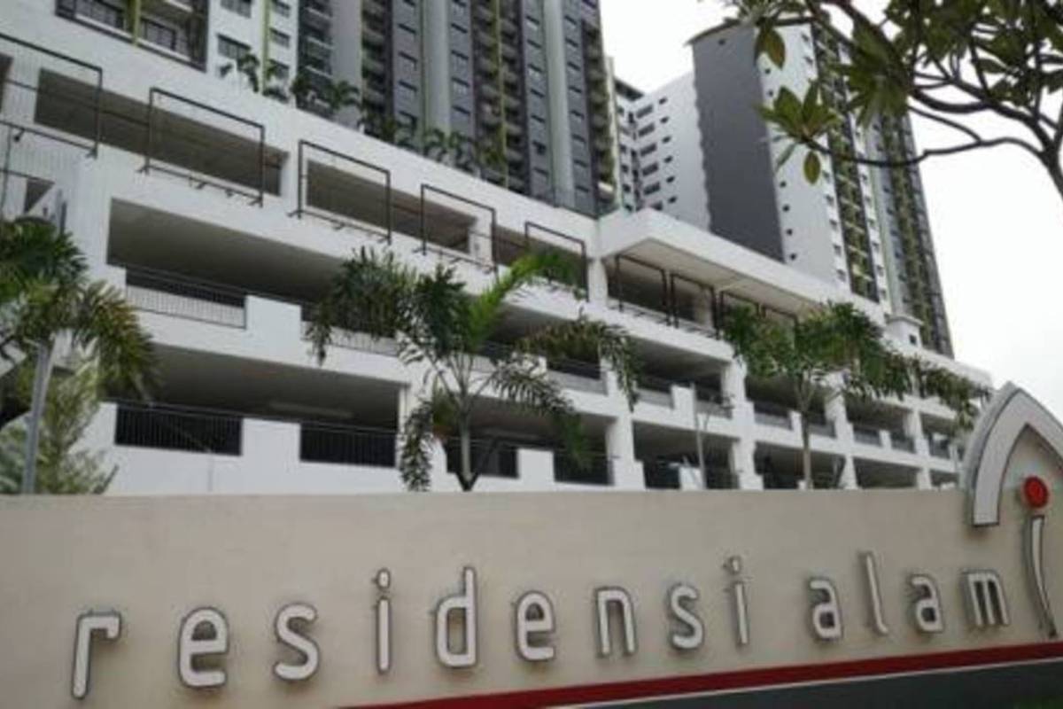 Rent Residensi Alami, Shah Alam with Zero Deposit Room for rent in