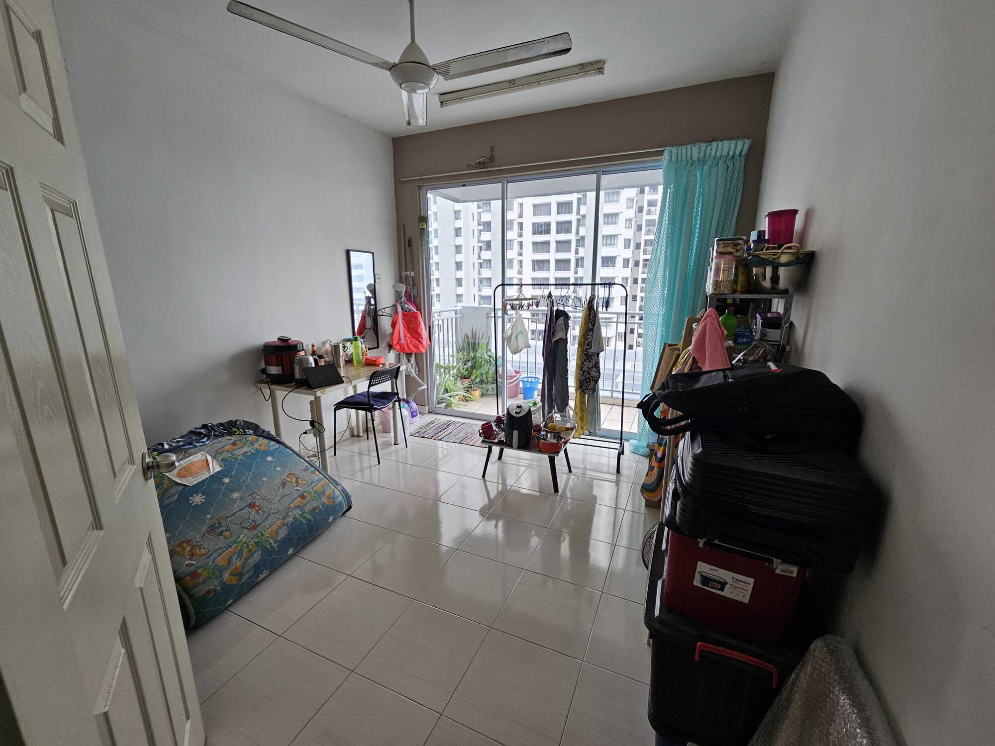 Rent Ken Damansara III, Petaling Jaya with Zero Deposit Room for rent