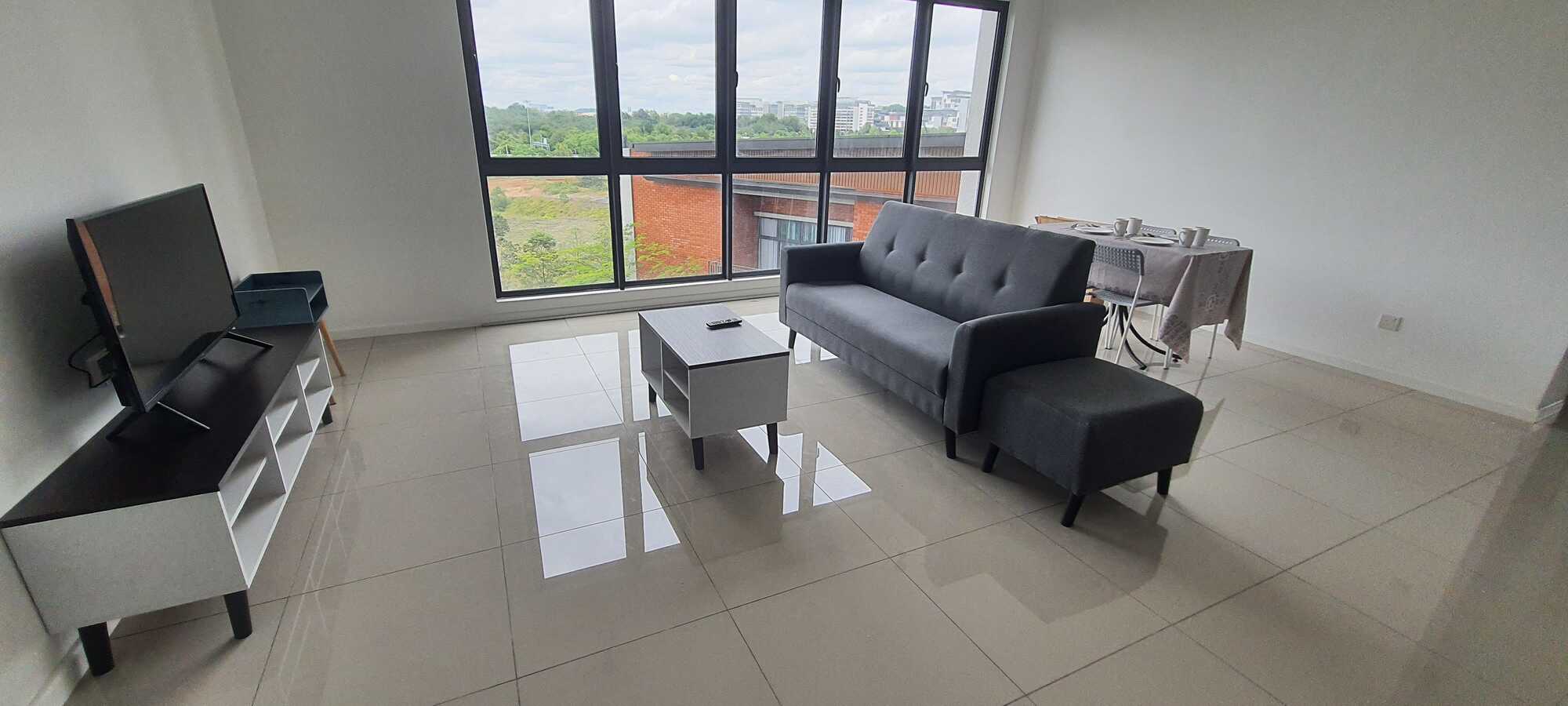 Rent The Clio 2 Residences, IOI Resort City with Zero Deposit Room