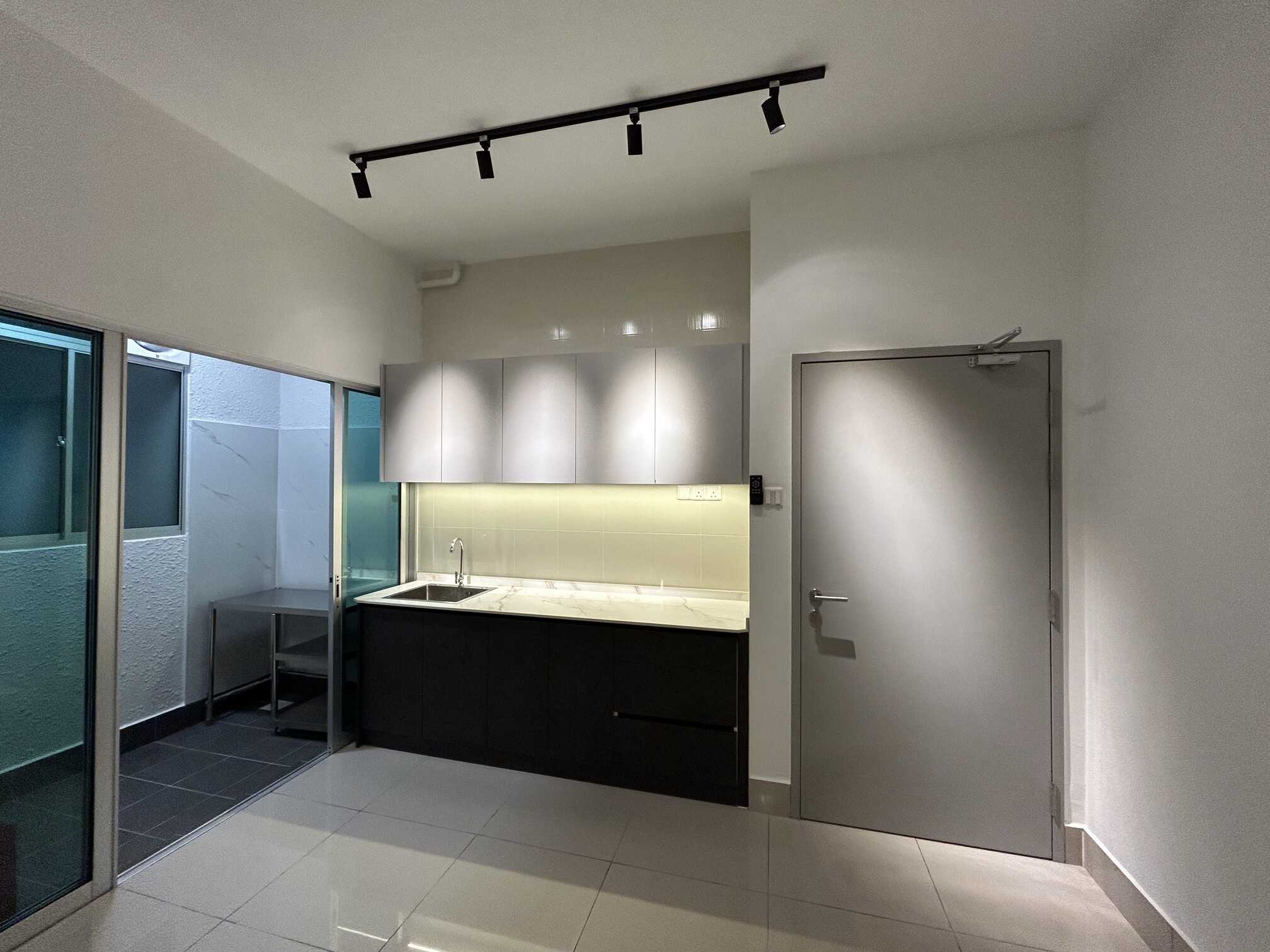 Rent Razak City Residences, Sungai Besi with Zero Deposit - 2 room