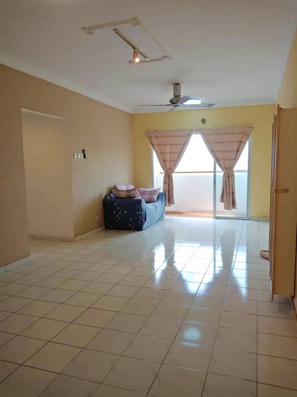 Rent Saraka Apartment, Pusat Bandar Puchong with Zero Deposit 3 room