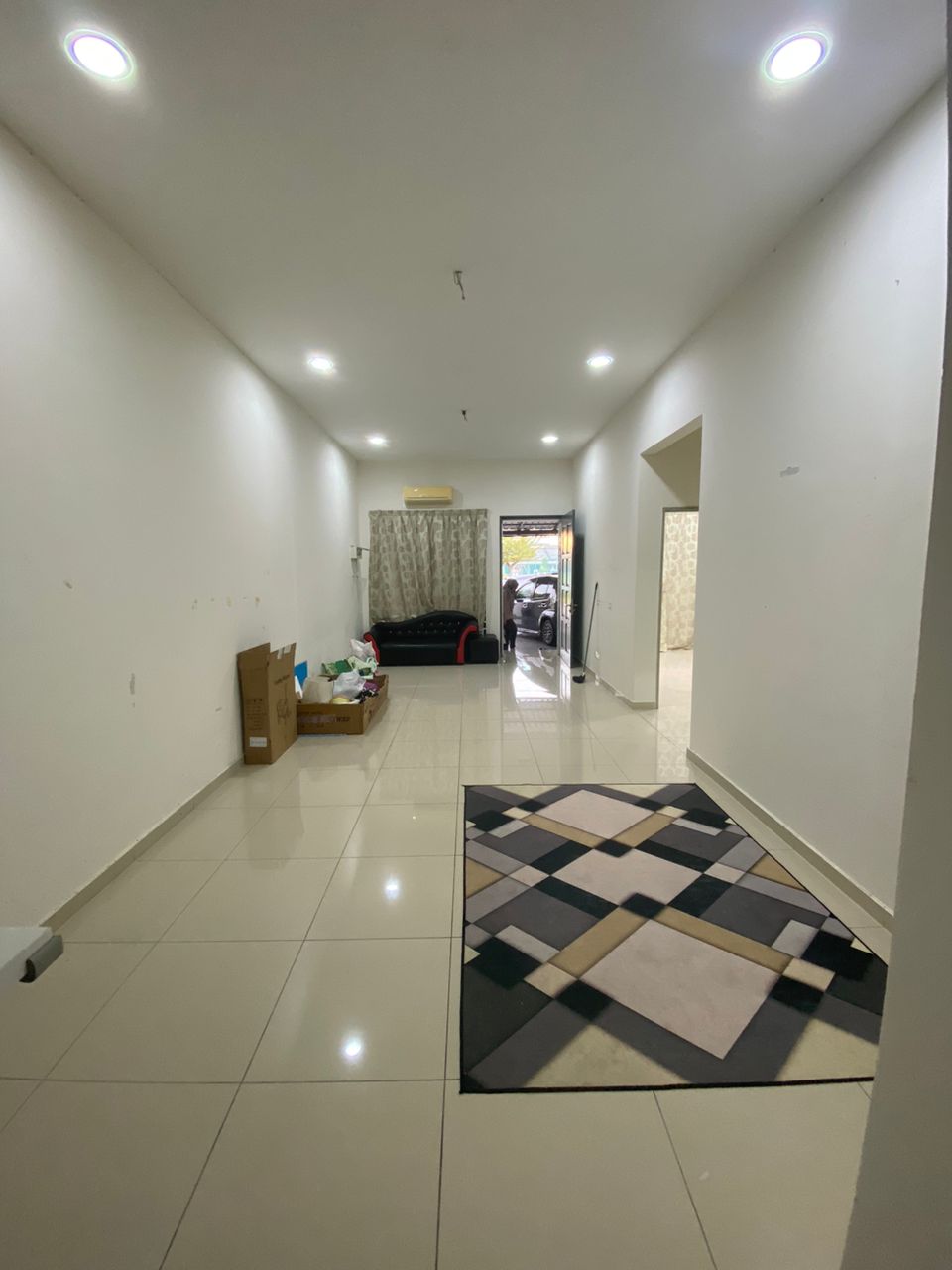 Rent Bandar Baru Mahkota, Banting with Zero Deposit 4 room Landed for