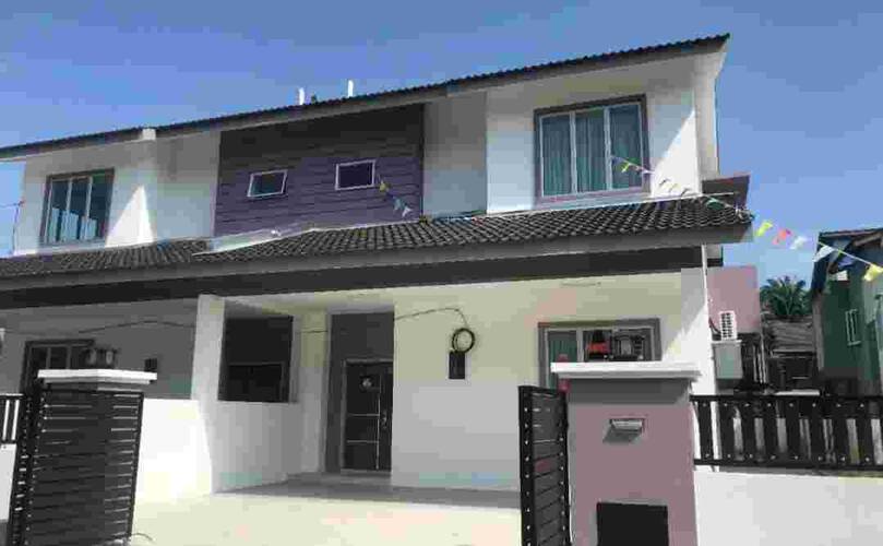 Rent Taman Seri Megah 3,Ayer Tawar ,Perak with Zero Deposit 4 room