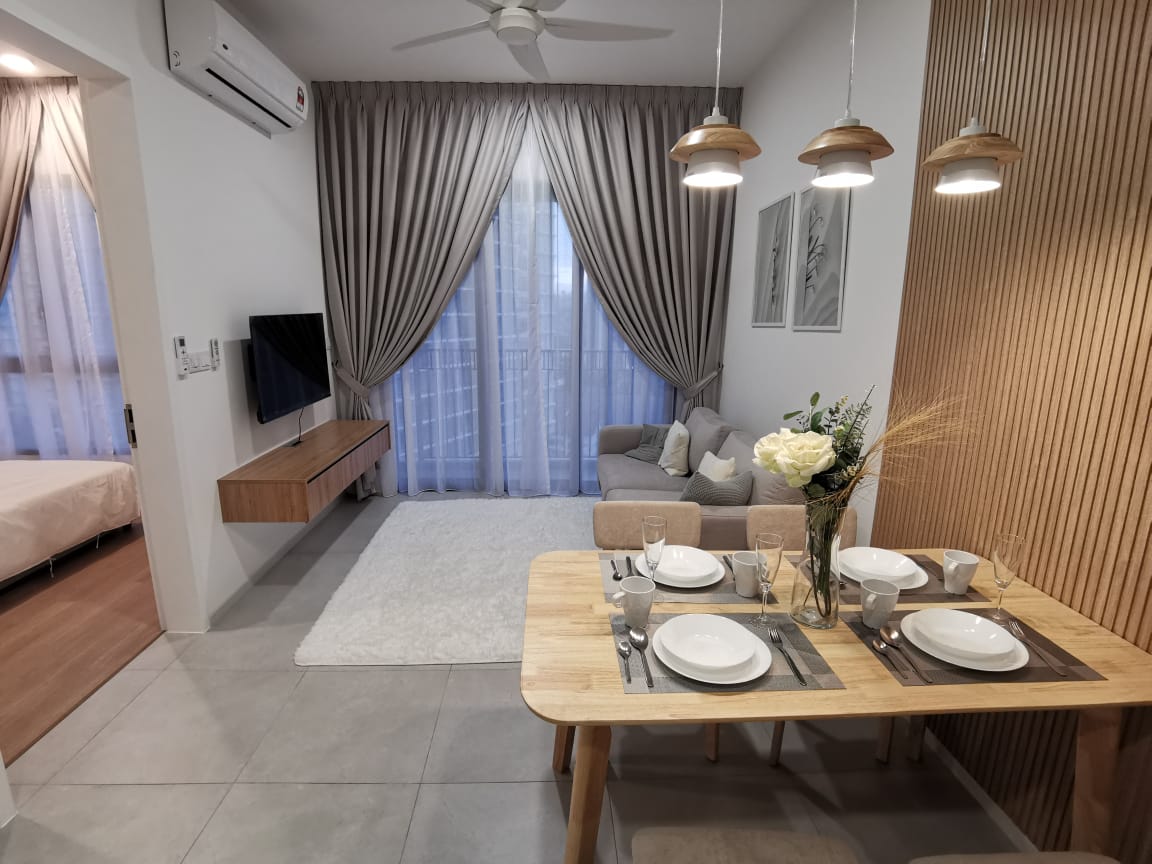 Rent The Goodwood Residence with Zero Deposit 2 room Highrise for