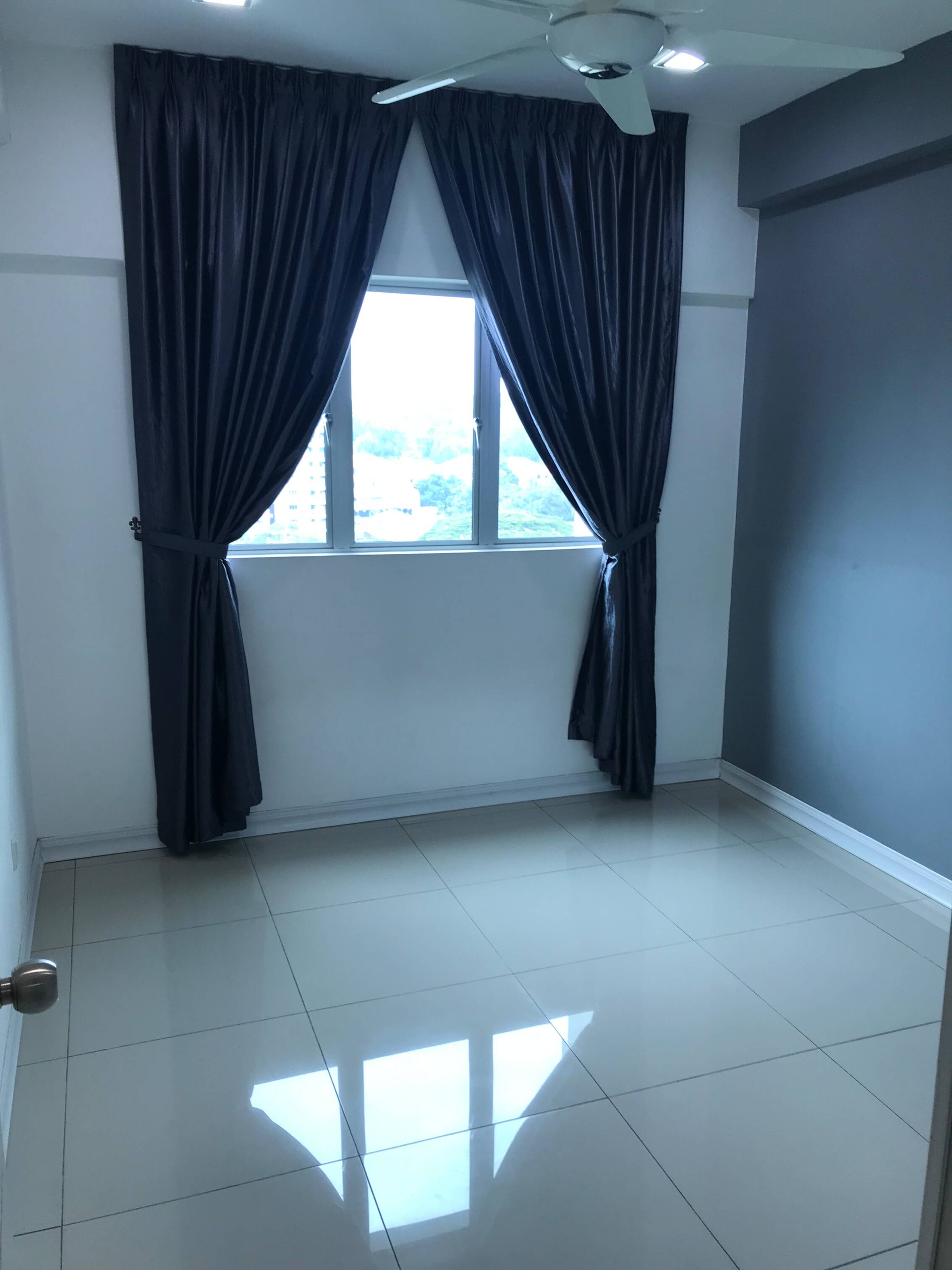 Rent Kiara Residence, Bukit Jalil with Zero Deposit Room for rent in