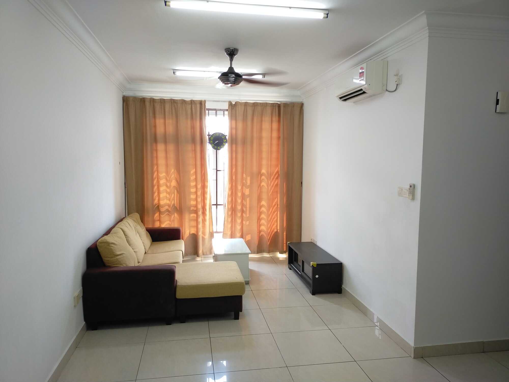 Rent Golden Sands Seaview Residence Suites, Johor Bahru with Zero