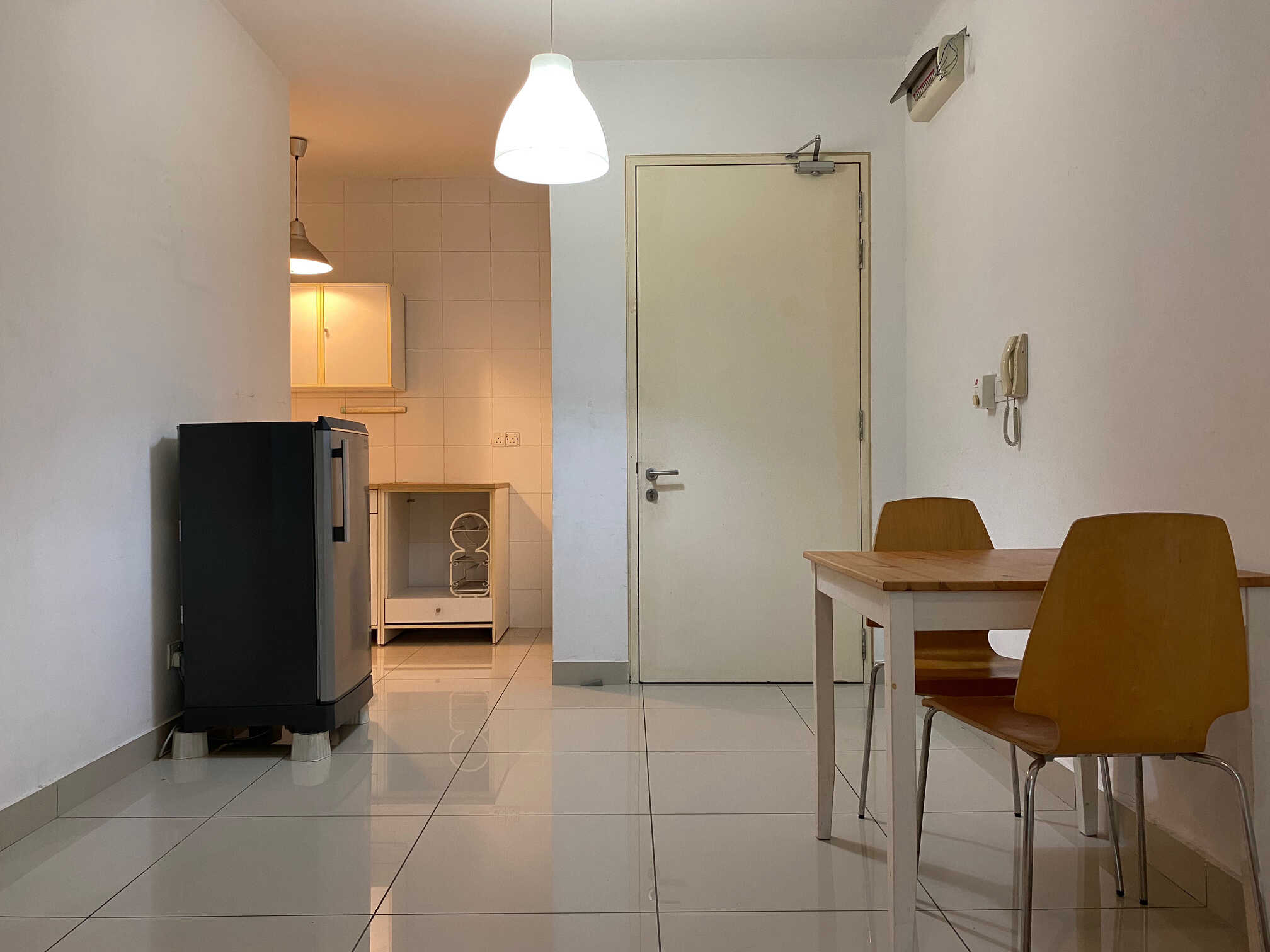 Rent De Centrum Residences, Kajang with Zero Deposit 2 room Highrise for rent in Kajang