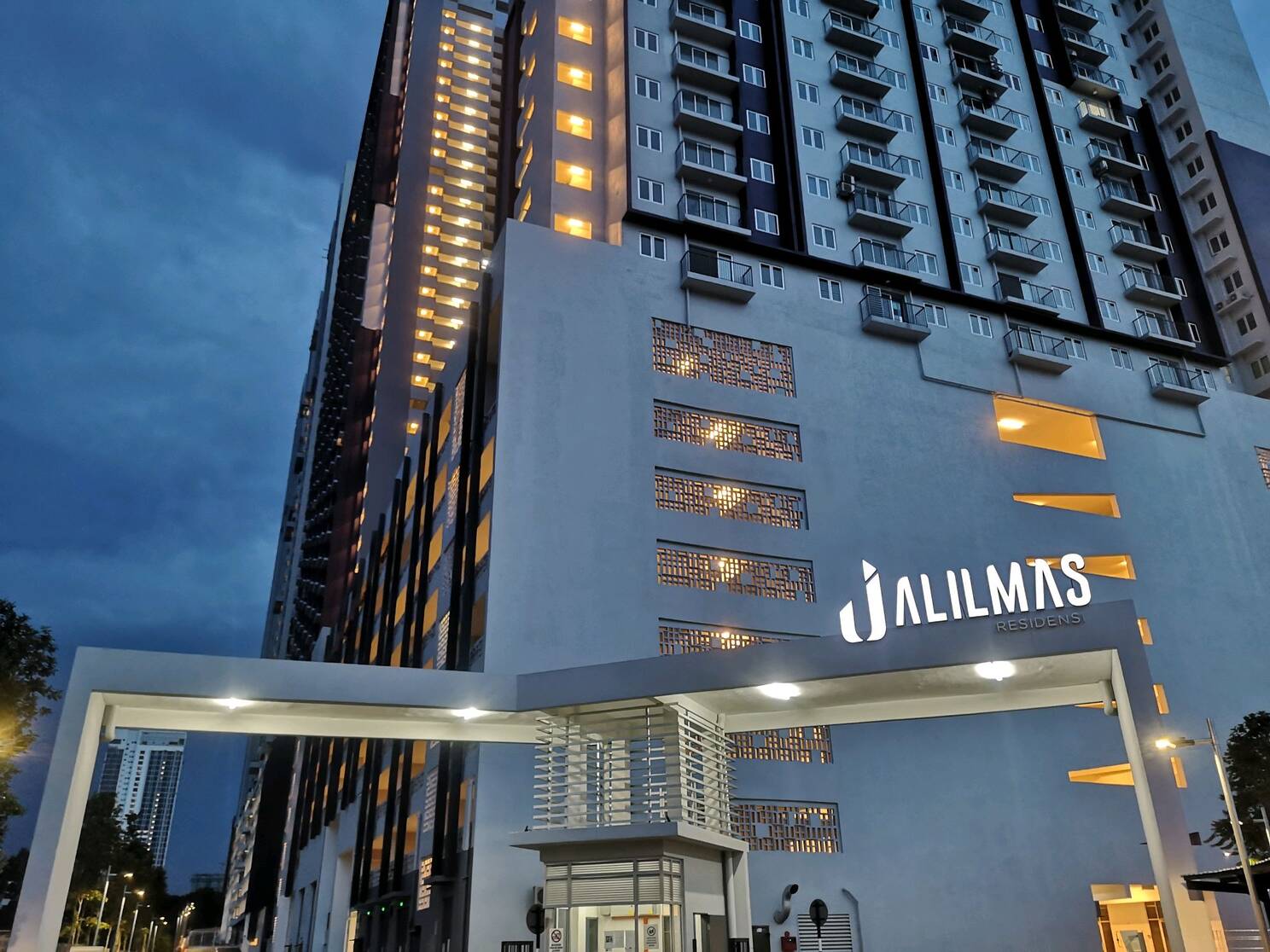 Rent Residensi Jalilmas with Zero Deposit 3 room Highrise for rent in