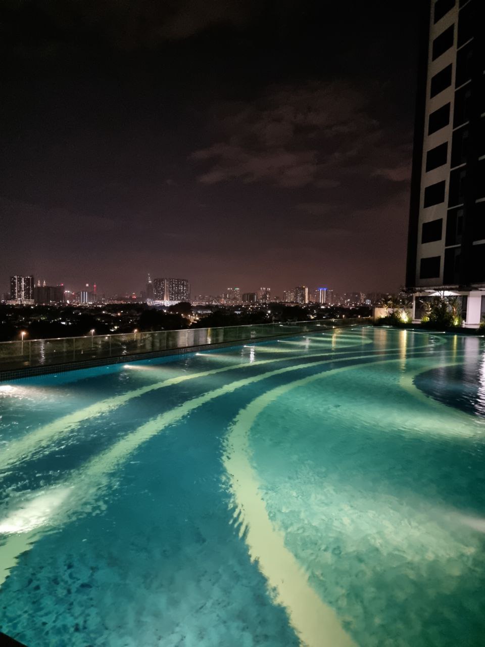 Rent Trinity Lemanja with Zero Deposit 3 room Highrise for rent in