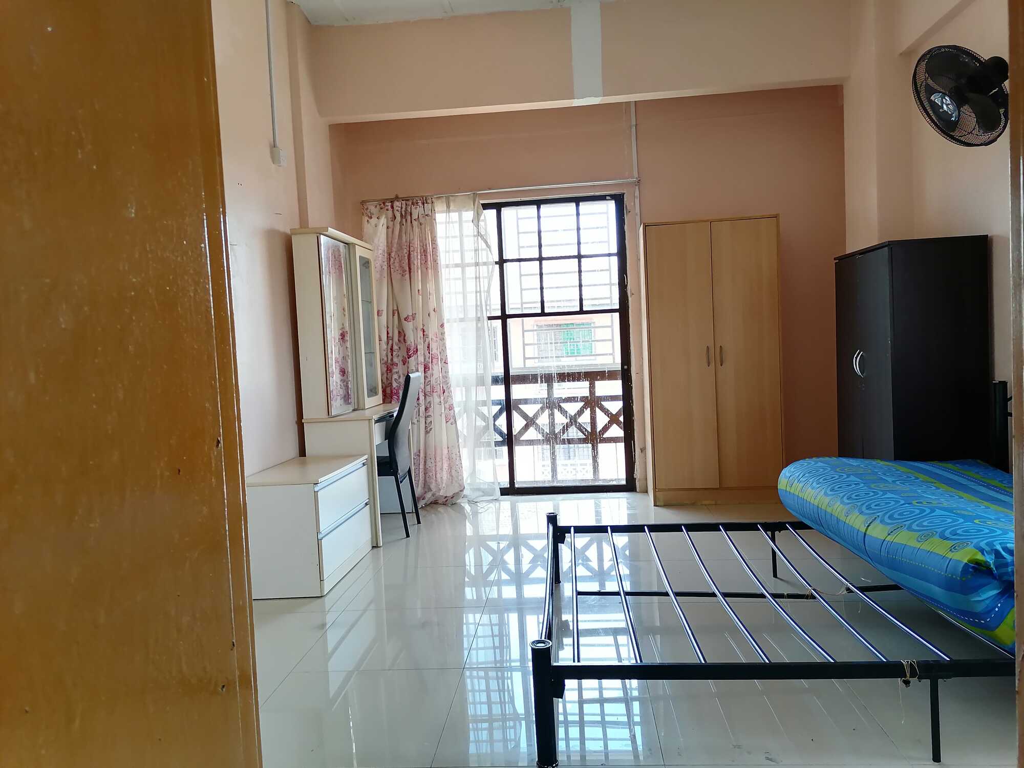 Rent Evergreen Park, Bandar Sungai Long with Zero Deposit Room for