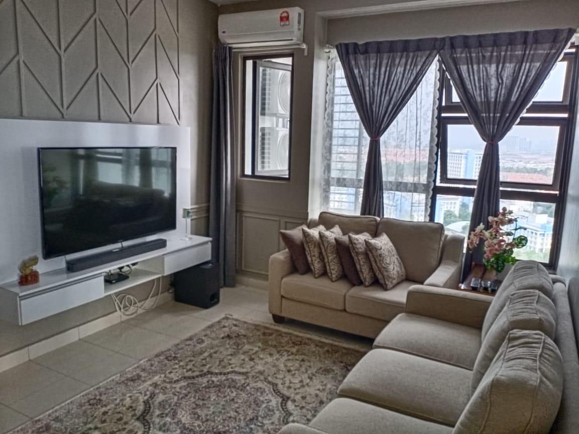 Rent Tiara Imperio Resident with Zero Deposit 2 room Highrise for