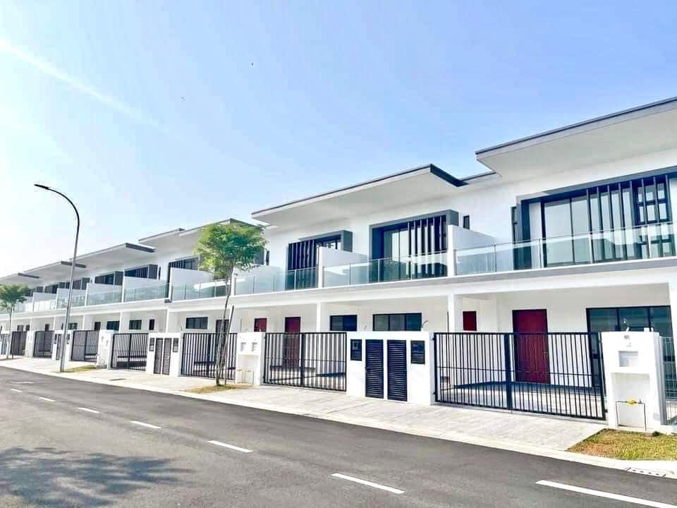 House For Sale Mekar, Bandar Ainsdale Condo For Sale Mekar, Bandar